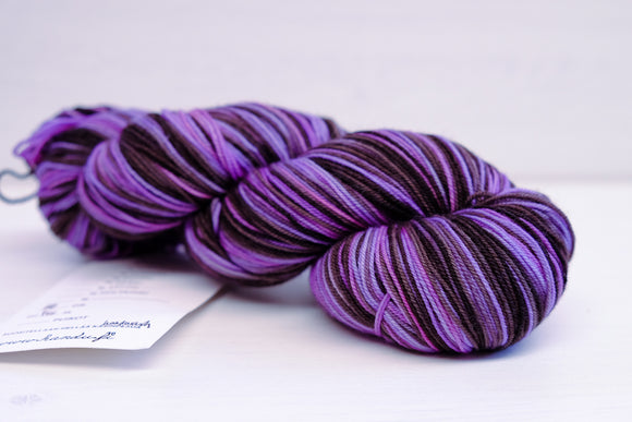 handu sock - purple/black